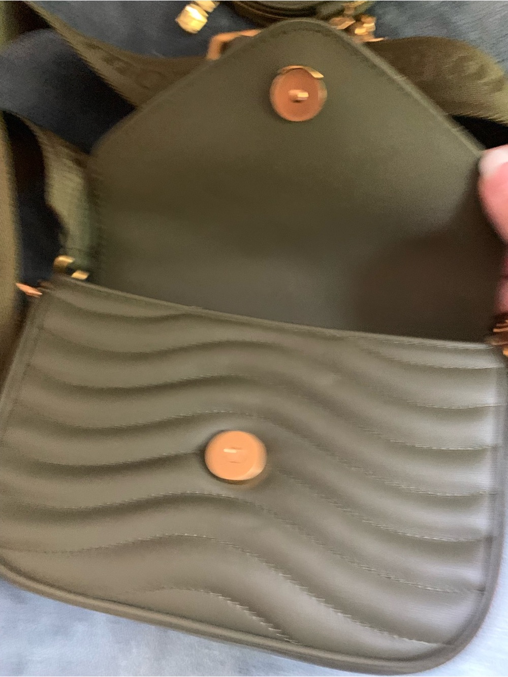 Louis Vuitton Olive Green Quilted New Wave Multi  Pochette  w/coin purse - Picture 3 of 15